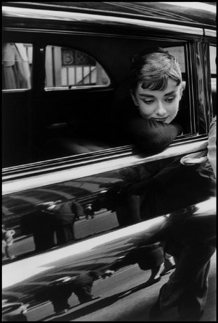 NEW YORK CITY—Audrey Hepburn during the filming of Sabrina by Billy Wilder, 1954. © Dennis Stock / Magnum Photos