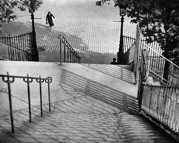 Stairs of Montmartre, Paris 1925, André Kertész 
