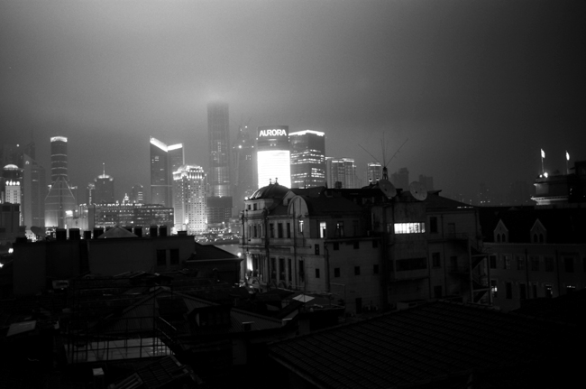 The Bund, Shanghai, shot with Leica M6 TTL 0.58, 35mm summicron, Kodak Tri-X © Doug Kim