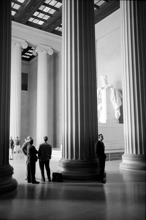 Lincoln Memorial, Washington, DC; Leica M6 TTL .58, 35mm summicron, Agfa APX 400 © Doug Kim