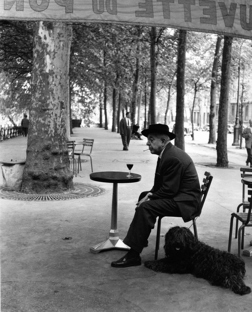 Jacques Prevert au gueridon, 1955 © Atelier Robert Doisneau courtesy of GAMMA-RAPHO Agency