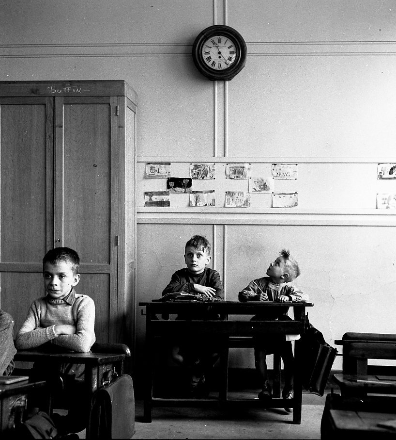 Le cadran scolaire, Paris 1956 © Robert Doisneau