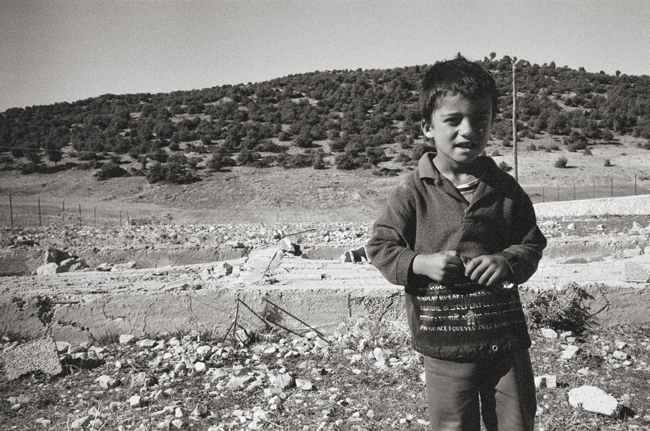 Dait Hashles, Morocco; Leica MP 0.58, 35mm Summicron, Kodak Tri-X © Doug Kim