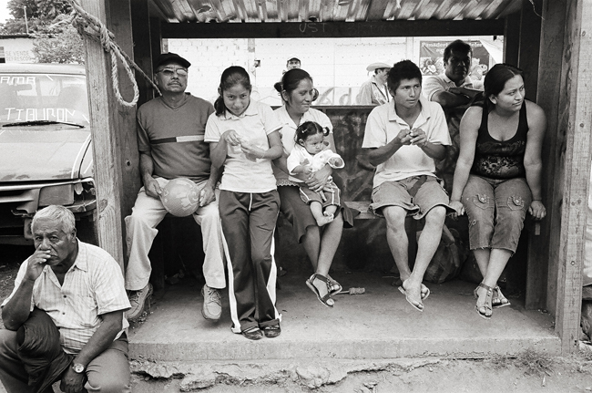 Lázaro Cárdenas, Oaxaca, Mexico; Leica MP 0.58, 35mm Summicron, Kodak Tri-X © Doug Kim