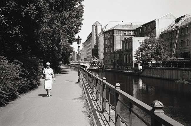 Mitte, Berlin; Leica MP 0.58, 35mm Summicron, Kodak Tri-X © Doug Kim