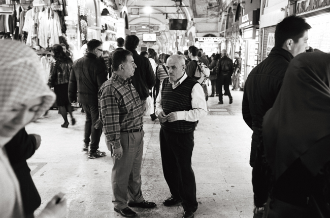 Grand Bazaar, Istanbul, Turkey; Leica MP 0.58, 35mm Summicron, Kodak Tri-X © Doug Kim