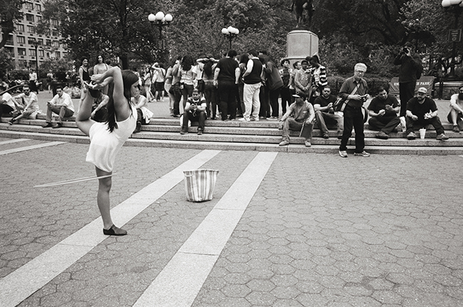 Union Square, New York; Leica MP 0.58, 35mm Summicron, Kodak Tri-X © Doug Kim