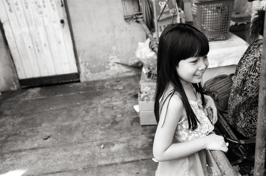 Ratchathewi, Bangkok, Thailand; Leica MP 0.58, 35mm Summicron, Kodak Tri-X © Doug Kim