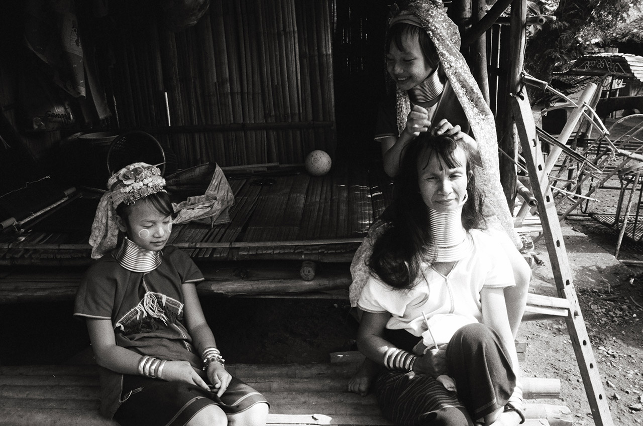 Padaung Karen "longneck" hill tribe, Chiang Mai, Thailand; Leica MP 0.58, 35mm Summicron, Kodak Tri-X © Doug Kim